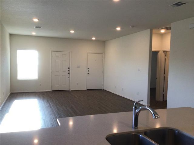 900 Piney CV, Georgetown, TX 78626