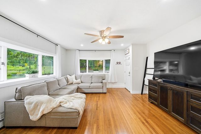 44 Depot Rd, Oxford, MA 01540