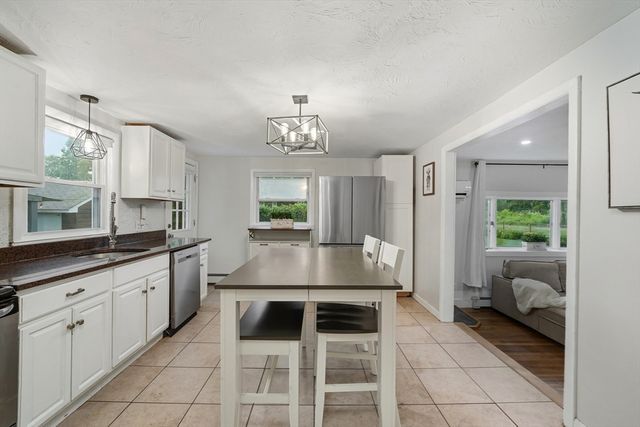 44 Depot Rd, Oxford, MA 01540