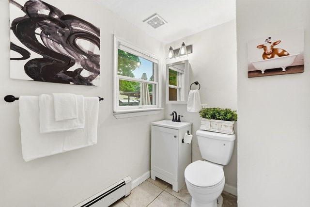 44 Depot Rd, Oxford, MA 01540