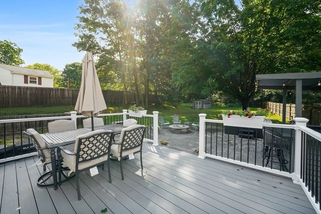 44 Depot Rd, Oxford, MA 01540