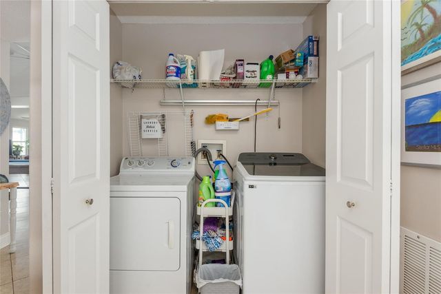 1301 MONTE LAKE DRIVE, Valrico, FL 33596