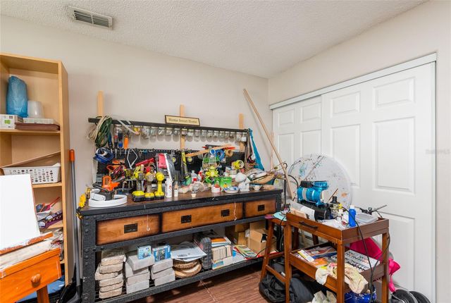 1301 MONTE LAKE DRIVE, Valrico, FL 33596