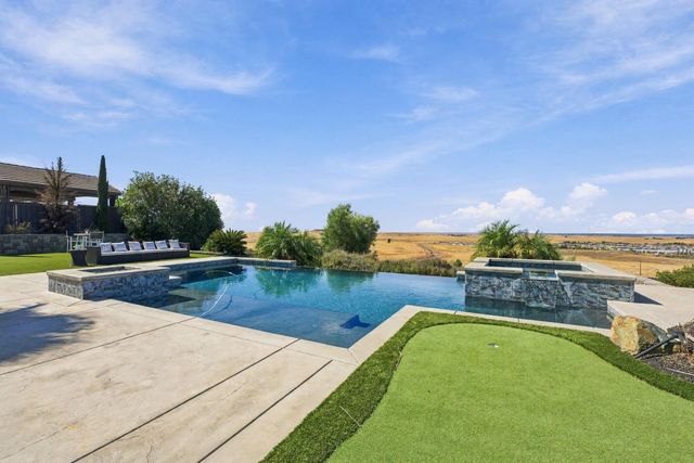 214 Candlewood Ct, El Dorado Hills, CA 95762