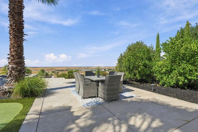 214 Candlewood Ct, El Dorado Hills, CA 95762