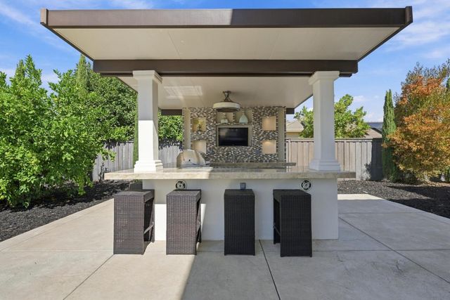 214 Candlewood Ct, El Dorado Hills, CA 95762