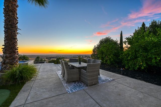 214 Candlewood Ct, El Dorado Hills, CA 95762