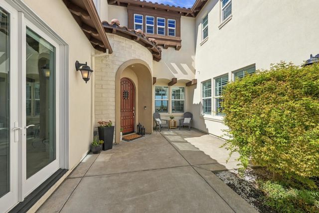 214 Candlewood Ct, El Dorado Hills, CA 95762
