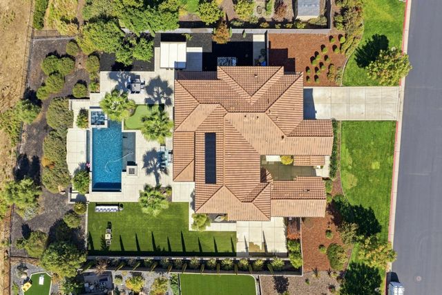 214 Candlewood Ct, El Dorado Hills, CA 95762
