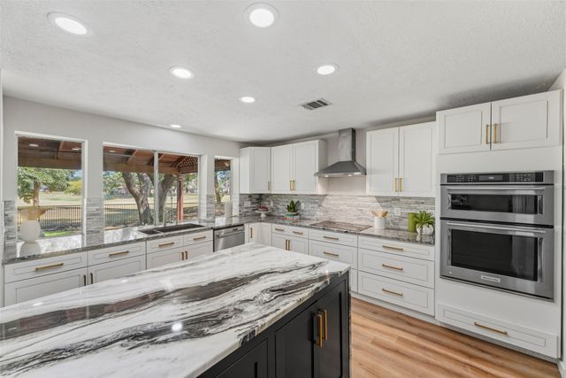 501 Palm Desert Drive, Garland, TX 75044