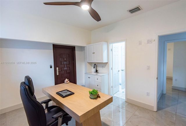 18529 SW 97th Pl, Cutler Bay, FL 33157