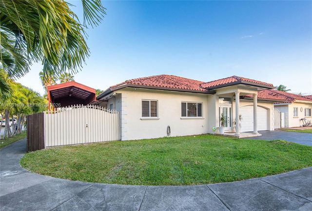 18529 SW 97th Pl, Cutler Bay, FL 33157