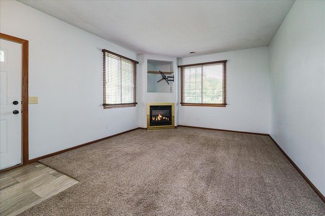 18037 96th Avenue N, Maple Grove, MN 55311