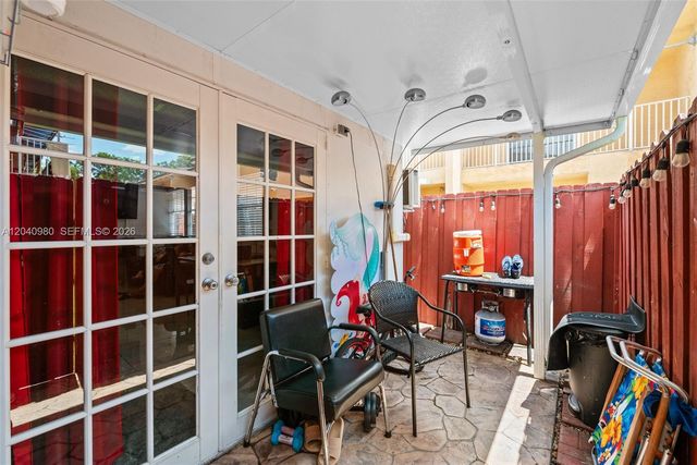 7817 W 36th Avenue 101, Hialeah, FL 33018