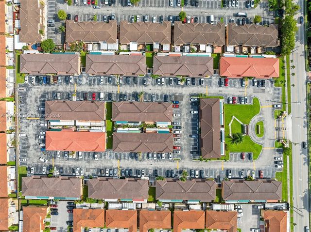 7817 W 36th Avenue 101, Hialeah, FL 33018