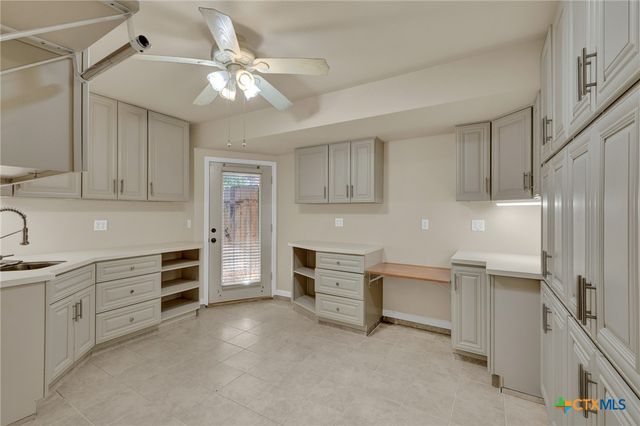 961 Woodrow Circle, New Braunfels, TX 78130