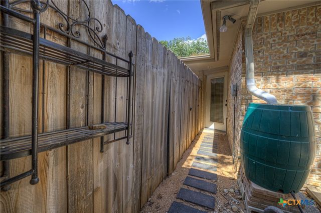 961 Woodrow Circle, New Braunfels, TX 78130