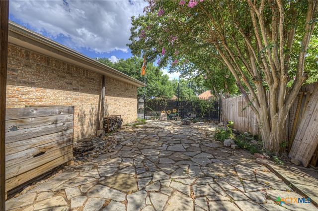 961 Woodrow Circle, New Braunfels, TX 78130