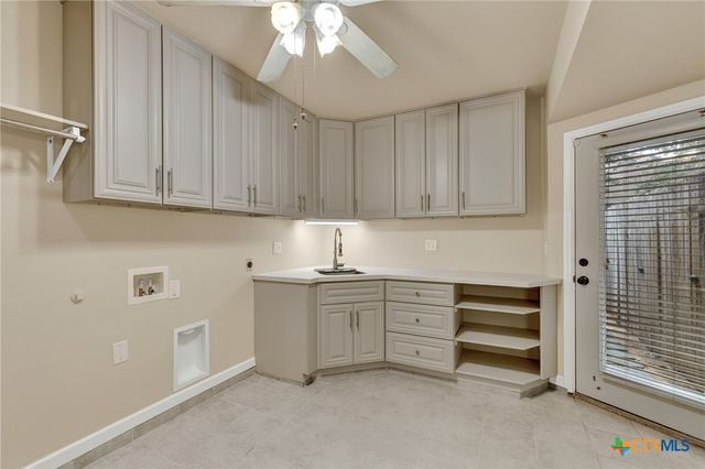 961 Woodrow Circle, New Braunfels, TX 78130