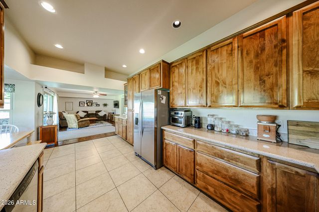 1462 W LINDNER Avenue, Mesa, AZ 85202