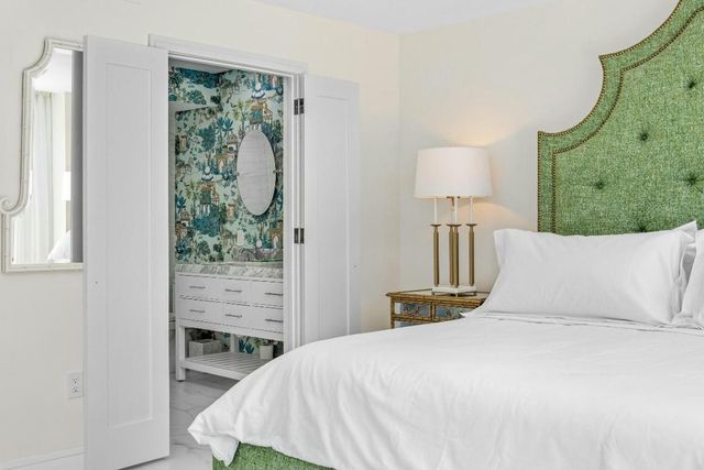 2773 S Ocean Boulevard 106, Palm Beach, FL 33480