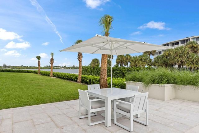 2773 S Ocean Boulevard 106, Palm Beach, FL 33480