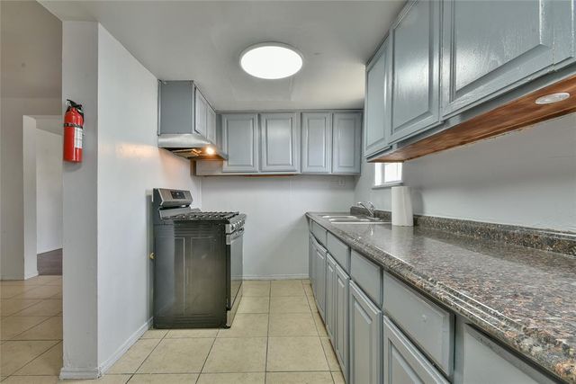 3725 SW 25th Street, Oklahoma City, OK 73108