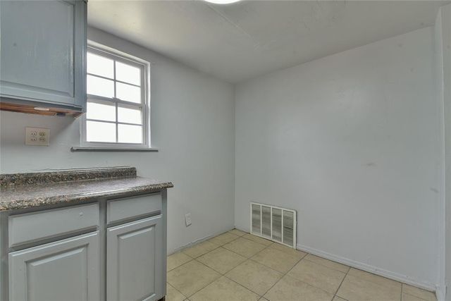 3725 SW 25th Street, Oklahoma City, OK 73108