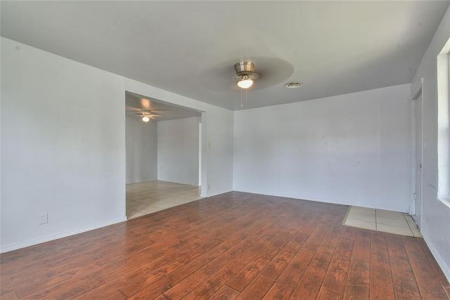 3725 SW 25th Street, Oklahoma City, OK 73108