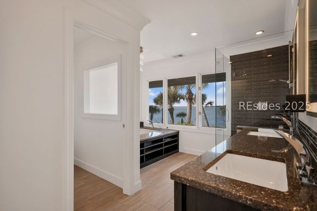 122 Crosstree Drive 122, Hilton Head Island, SC 29926