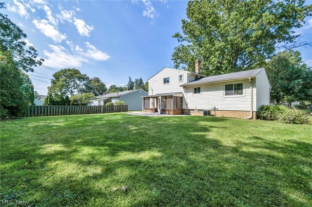 24397 Noreen Drive, North Olmsted, OH 44070