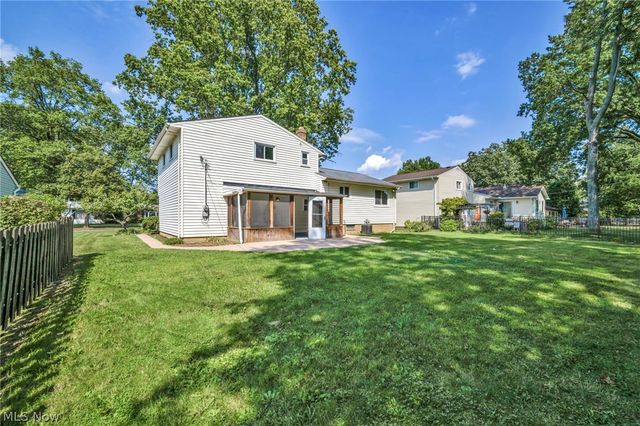 24397 Noreen Drive, North Olmsted, OH 44070