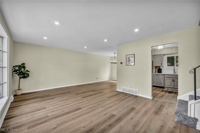 24397 Noreen Drive, North Olmsted, OH 44070