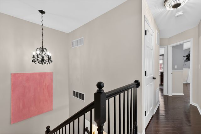 2334 Reflections Drive, Aurora, IL 60502