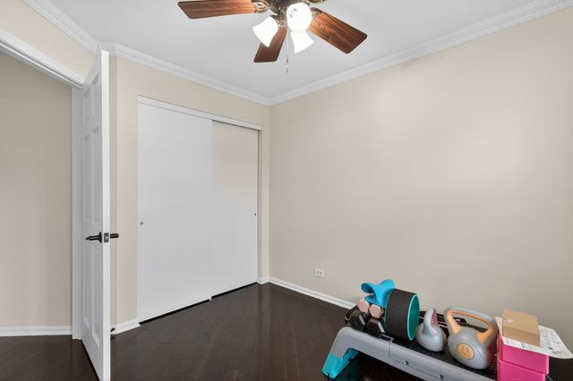 2334 Reflections Drive, Aurora, IL 60502