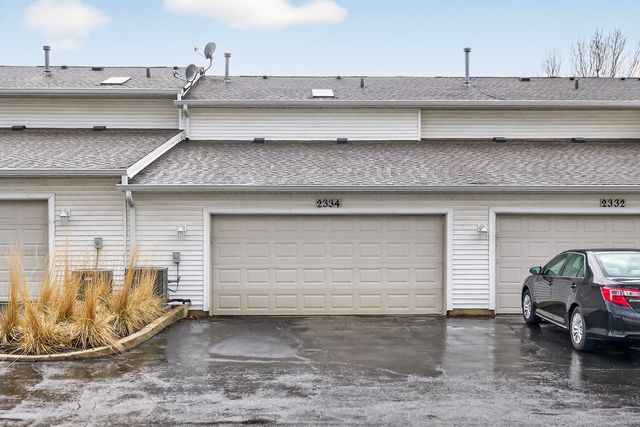 2334 Reflections Drive, Aurora, IL 60502