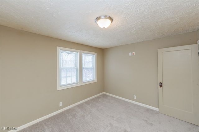 5062 Lee Road, Maple Heights, OH 44137