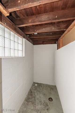 5062 Lee Road, Maple Heights, OH 44137