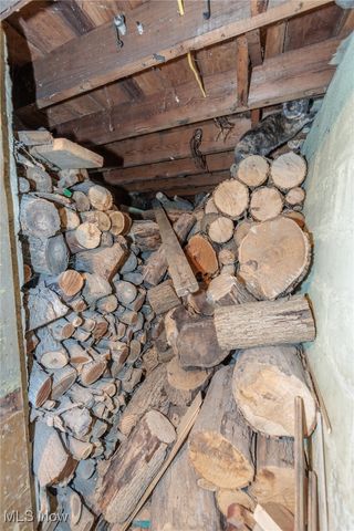 5062 Lee Road, Maple Heights, OH 44137