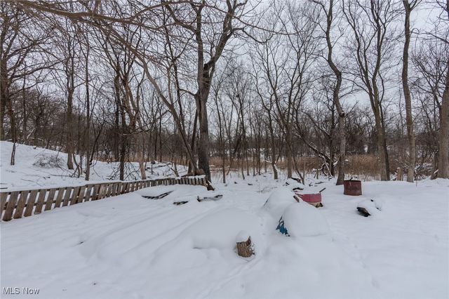 5062 Lee Road, Maple Heights, OH 44137