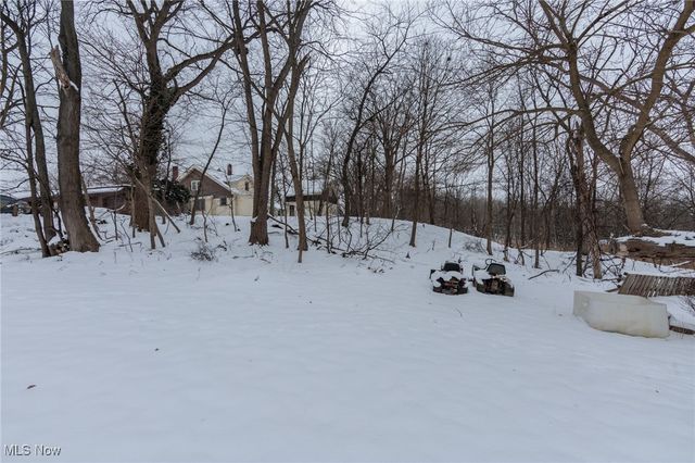 5062 Lee Road, Maple Heights, OH 44137