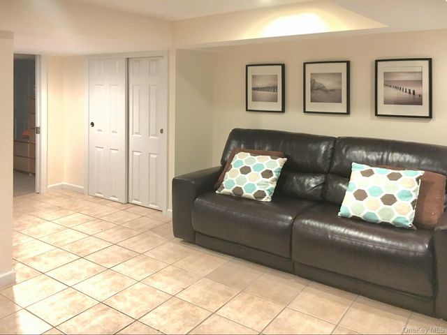 2901 Bell Boulevard, Bayside, NY 11360