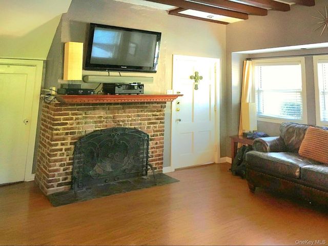 2901 Bell Boulevard, Bayside, NY 11360