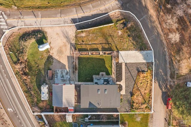 8836 N Duncan Lane, Boise, ID 83714