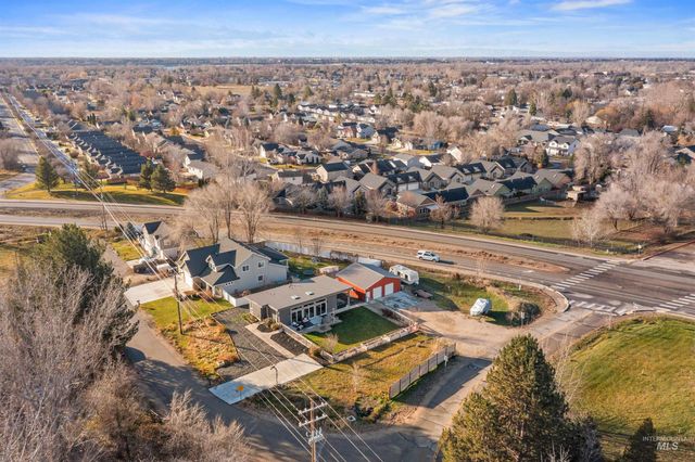 8836 N Duncan Lane, Boise, ID 83714