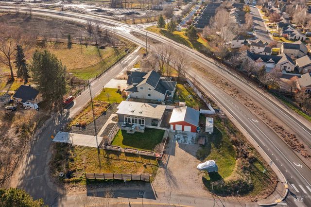 8836 N Duncan Lane, Boise, ID 83714