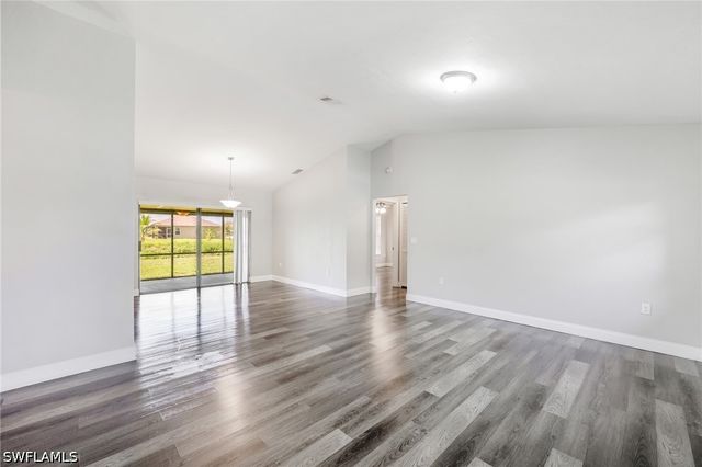 19480 Poppytree CT, Lehigh Acres, FL 33936