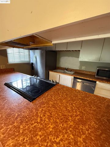 1735 David Ave, Concord, CA 94518