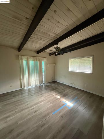 1735 David Ave, Concord, CA 94518