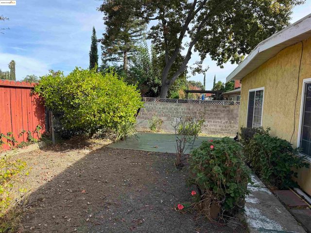 1735 David Ave, Concord, CA 94518